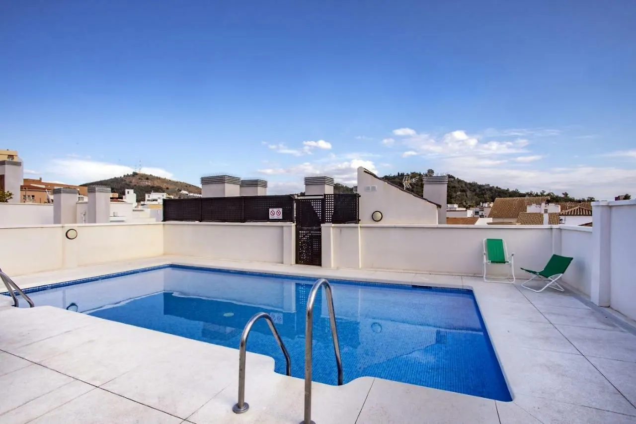 -Malagasunapts- Rooftop Pool & Free Parking